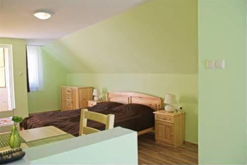 Apartment Villa Attila Hévíz Exteriör bild